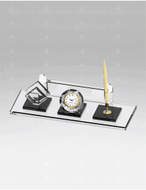 KRİSTAL MASA İSİMLİĞİ MST021